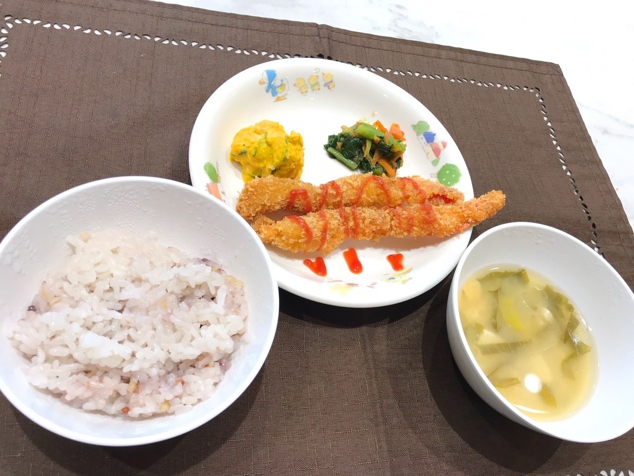 給食一例02